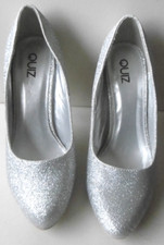 New unworn quiz for sale  HULL