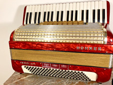 Usado, Akkordeon Hohner Rot Verdi III M 120 Bass Register 9  mit Koffer comprar usado  Enviando para Brazil