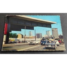 Cartolina milano grattacieli usato  Alessandria