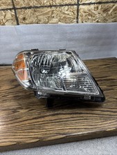 Conjunto de farol direito Nissan Frontier recondicionado 2009-2021 26010-ZL40B comprar usado  Enviando para Brazil