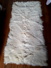 Alpaca skin carpet d'occasion  Expédié en Belgium