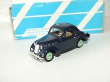 Renault juvaquatre coupe d'occasion  Belz