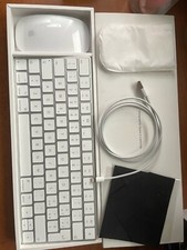 Tastiera mouse wireless usato  Milano