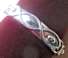 Bracelet ovale rigide d'occasion  Perros-Guirec