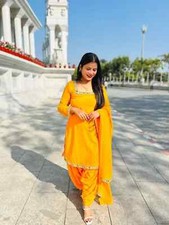 Indian women salwaar for sale  Los Angeles