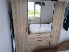 Grande armoire portes d'occasion  Pont-sur-Yonne