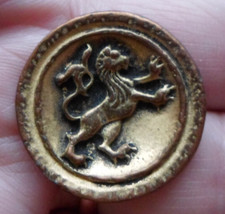 Ancien bouton lion d'occasion  Amiens-