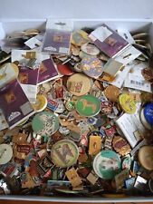 Usado, Lote de 100 peças de pinos de esmalte da era soviética URSS, EMBLEMAS COMUNISMO GUERRA FRIA CCCP comprar usado  Enviando para Brazil