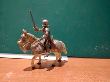 Chevalier cuirasse épée d'occasion  Aramon