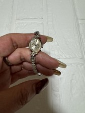 Relógio feminino Orient analógico manual Chanel pedra cor prata vintage feminino 47695 comprar usado  Enviando para Brazil