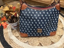 Dooney bourke women for sale  Apollo