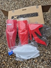 plastic kits for sale  NEW MILTON