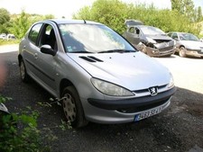 Com peugeot 206 d'occasion  La Ville-aux-Clercs