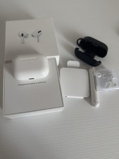 Apple auricolari airpods usato  Milano
