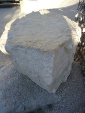 Sasso calcareo bianco usato  Mezzocorona