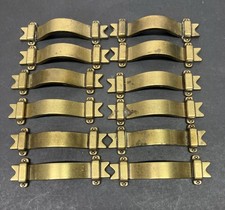 Puxador de gaveta de fita Amerock pátina de latão antiga 748 lote de 12 vintage comprar usado Puxador de gaveta de fita Amerock pátina de latão antiga 748 lote de 12 vintage comprar usado  Enviando para Brazil