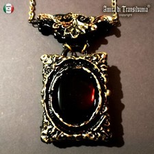 Gioiello talismano pendente usato  Milano