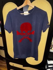 Camiseta Vivienne Westwood azul marinho tamanho M veludo vermelho caveira comprar usado  Enviando para Brazil