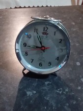 Relógio despertador Five Rams movimento mecânico verde escuro  comprar usado Relógio despertador Five Rams movimento mecânico verde escuro  comprar usado  Enviando para Brazil