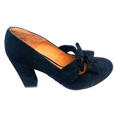 chie mihara for sale  La Quinta