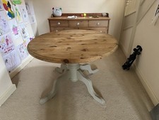 Round pine table for sale  MARKET HARBOROUGH