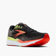 Scarpe running walking usato  San Cassiano