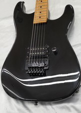 Guitare électrique charvel d'occasion  Expédié en France
