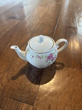 Assorted antique tea for sale  Waynesville
