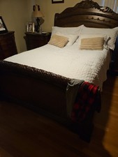 Complete queen size for sale  South Amboy