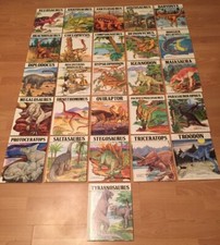 Hardback Set of 26 Child's World Dinosaur Books Janet Riehecky Very Good Cond. comprar usado  Enviando para Brazil