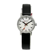 Usado, Relógio feminino Mondaine Evo2 26mm aço mostrador branco couro quartzo MSE.26110.LB comprar usado  Enviando para Brazil