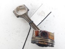 9807260380 biella pistone usato 9807260380 biella pistone usato  Torre del Greco