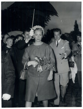 Prince albert and d'occasion  Expédié en Belgium