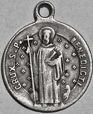 Pendentif médaille religieuse d'occasion  Saint-Aubin-du-Cormier