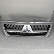 Front radiator grille for sale  ROTHERHAM