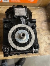 Compressor AC sem embreagem York Type para International / Kenworth ER210L-25149 comprar usado  Enviando para Brazil