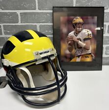 Casco de fútbol americano Schutt de colección de los Michigan Wolverines y foto firmada por Tom Brady segunda mano  Embacar hacia Mexico