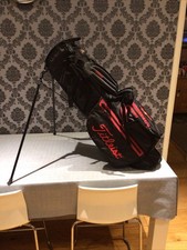 Titleist staydry 4up for sale Titleist staydry 4up for sale  HOVE