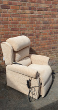 Rise recline chair for sale  GREAT YARMOUTH