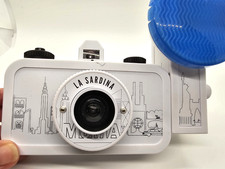 Macchina fotografica lomograph usato  Spedire a Italy