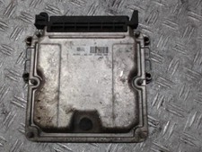 Calculateur moteur peugeot d'occasion  Bavilliers