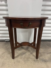 oval side table for sale  Valparaiso