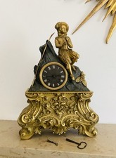 Pendule bronze doré d'occasion  Auxerre