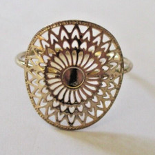 Délicate fine élégante d'occasion Délicate fine élégante d'occasion  Perros-Guirec