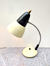 Lampada tavolo tipica usato  Milano