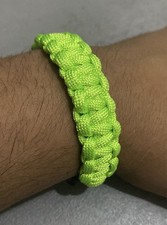 Bracciale paracord giallo usato Bracciale paracord giallo usato  Priolo Gargallo