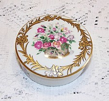 Charmante petite boîte d'occasion  Orsennes