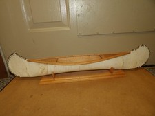 Usado, Vintage Genuíno Modelo de Canoa Birchbark, Feito à Mão 25" com Suporte Personalizado comprar usado Usado, Vintage Genuíno Modelo de Canoa Birchbark, Feito à Mão 25" com Suporte Personalizado comprar usado  Enviando para Brazil