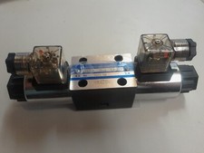 Stück wegeventil cetop03 gebraucht kaufen  Lienen