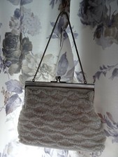 Brauttasche elfenbeinfarbige p gebraucht kaufen Brauttasche elfenbeinfarbige p gebraucht kaufen  Rosdorf